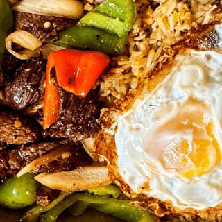 Steak Cubes & Fried Egg (Bò Lúc Lắc)