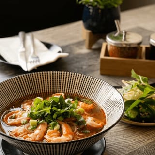 Spicy Prawns Phở