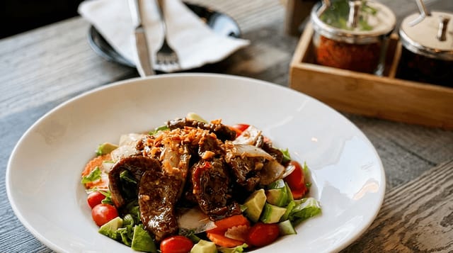 Garlic Steak Avocado Salad.