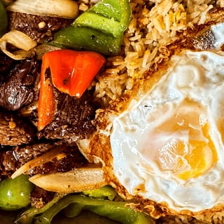 Steak Cubes & Fried Egg (Bò Lúc Lắc)